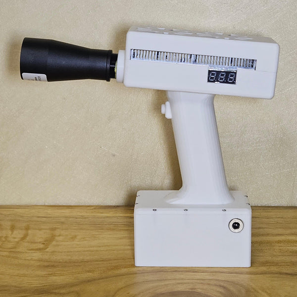 KX130-DIY Laser Cannon. Handheld 130W (Battery DC 16.8V 5Ah; Wavelength 915). Range 10-15 m. Battery life 5 years, with fast charging.